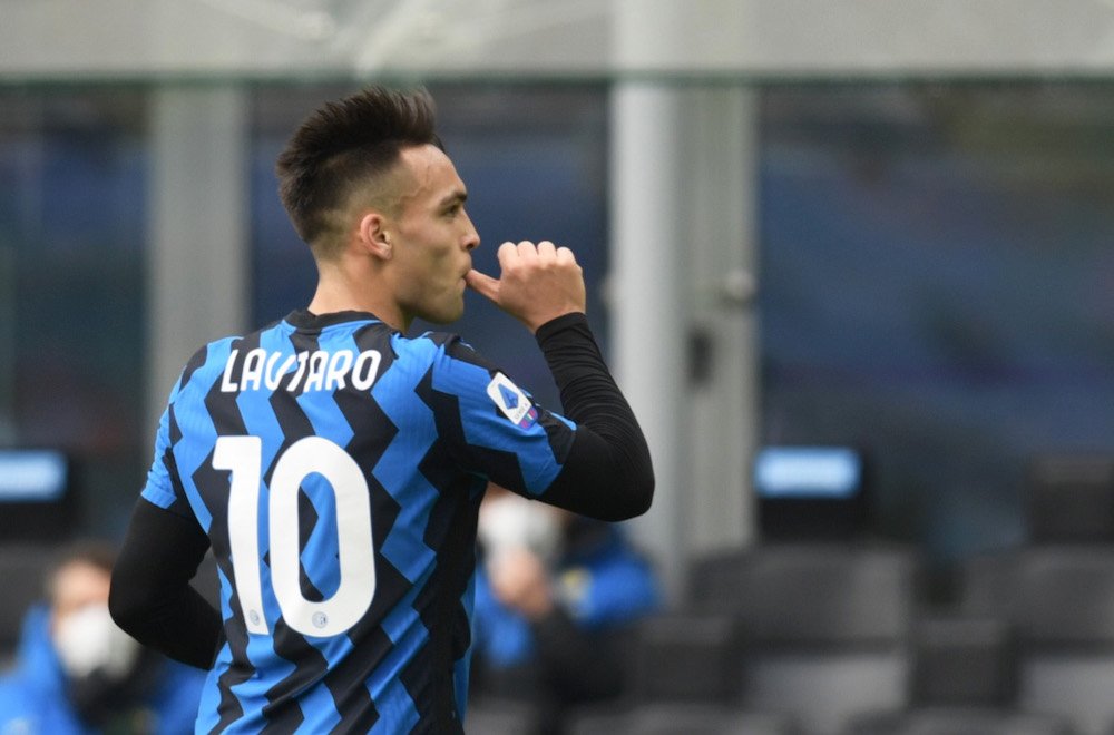 Uppgifter: Inter kan tvingas sälja Lautaro Martínez i sommar