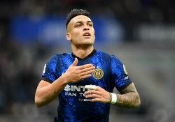 Agenten bekräftar: "Martínez vill stanna i Inter"